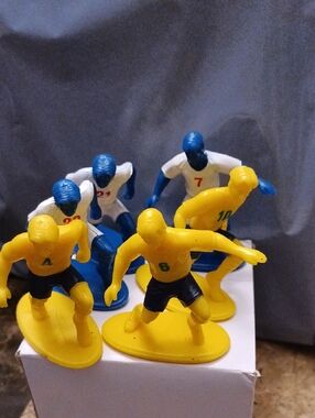 2003 Kaskey Kids Soccer /basketball Guys Action Figures 9 Figures